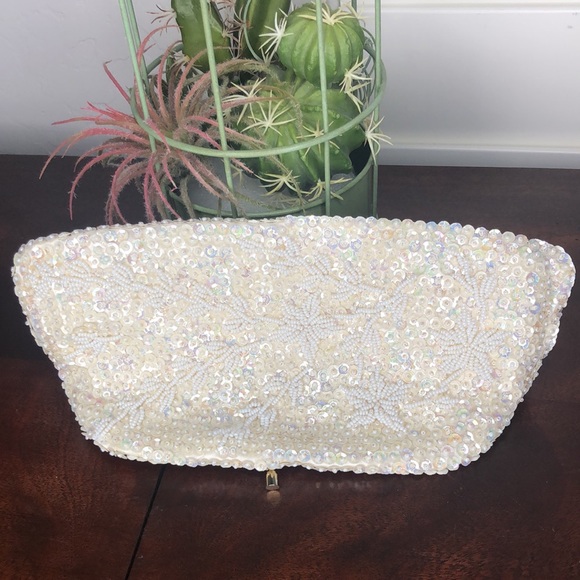 Beaded & Sequin Clutch - Picture 5 of 11